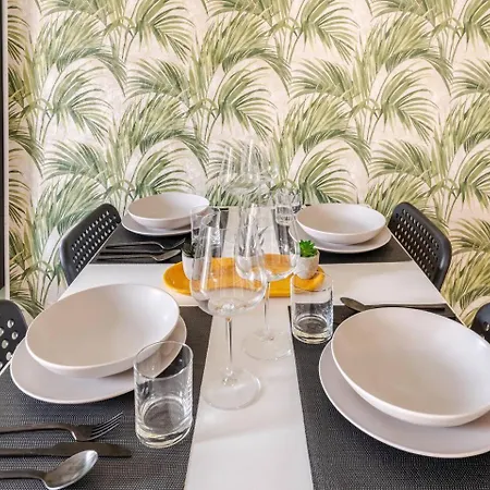 Ever Green, Centro Storico Di