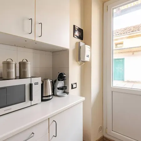 Ever Green, Centro Storico Di アパート